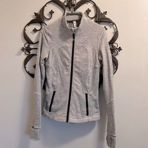 Lululemon jacket size 6, light grey!